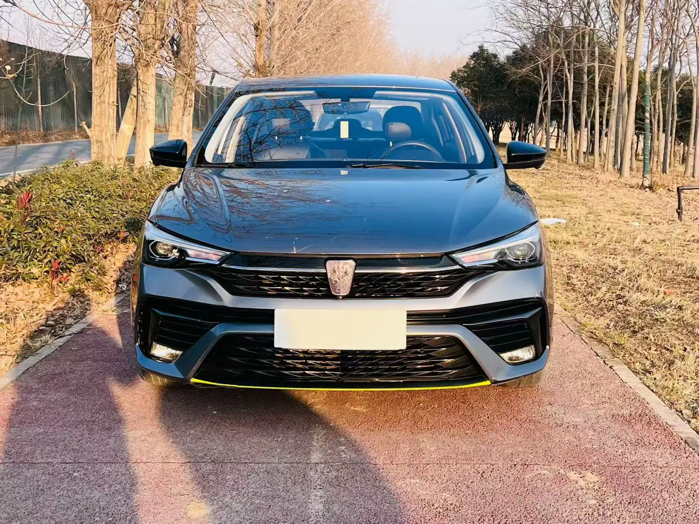 Roewe i5  из Китая