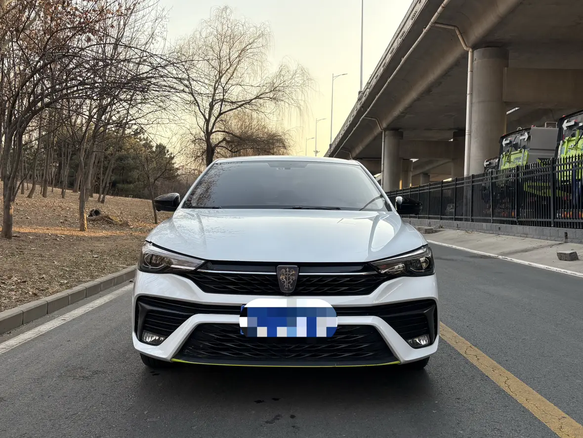 Roewe i5  из Китая