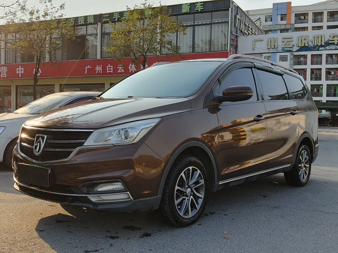 Baojun 730  из Китая