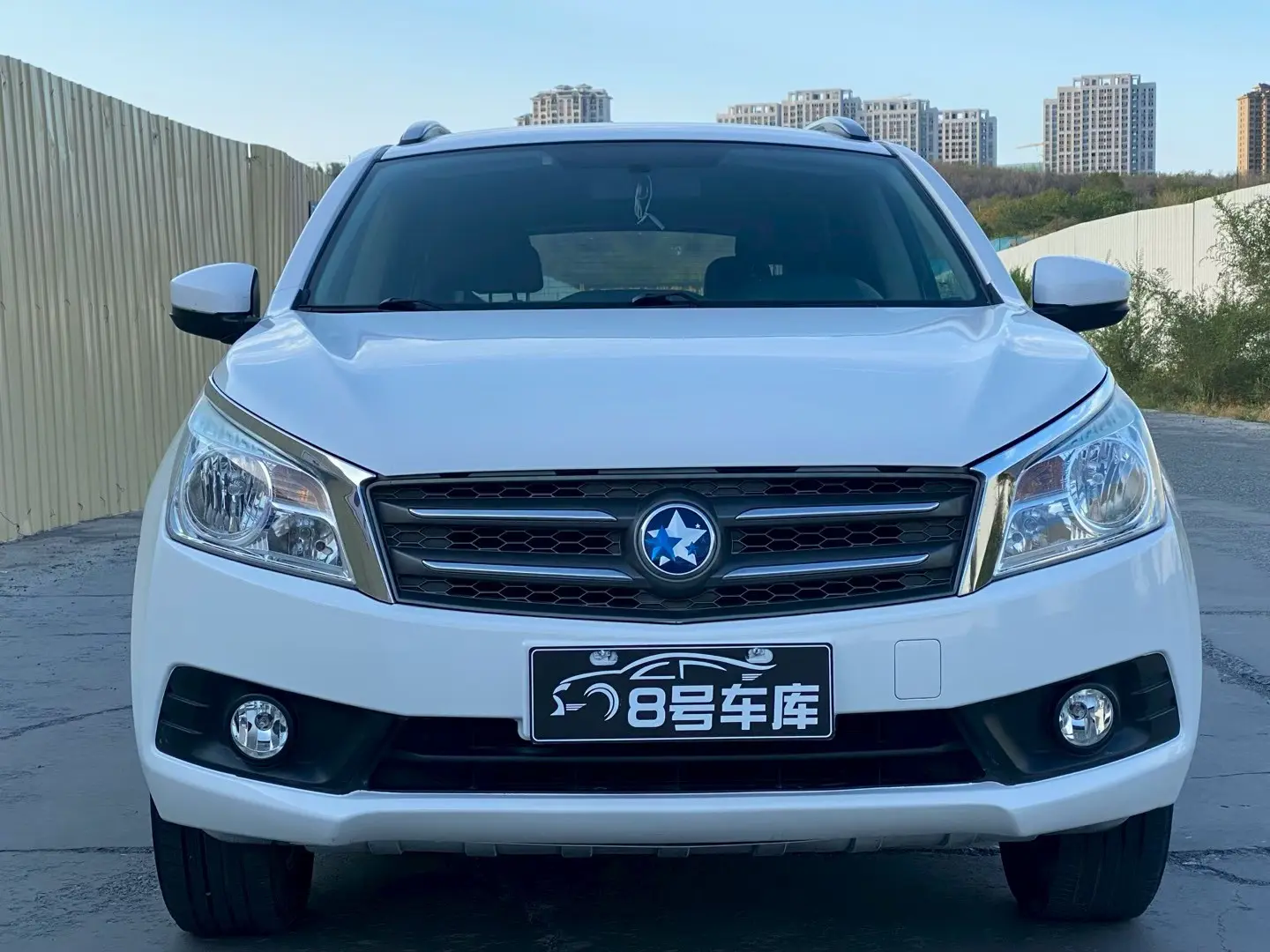 Kai Chen Venucia T70  из Китая