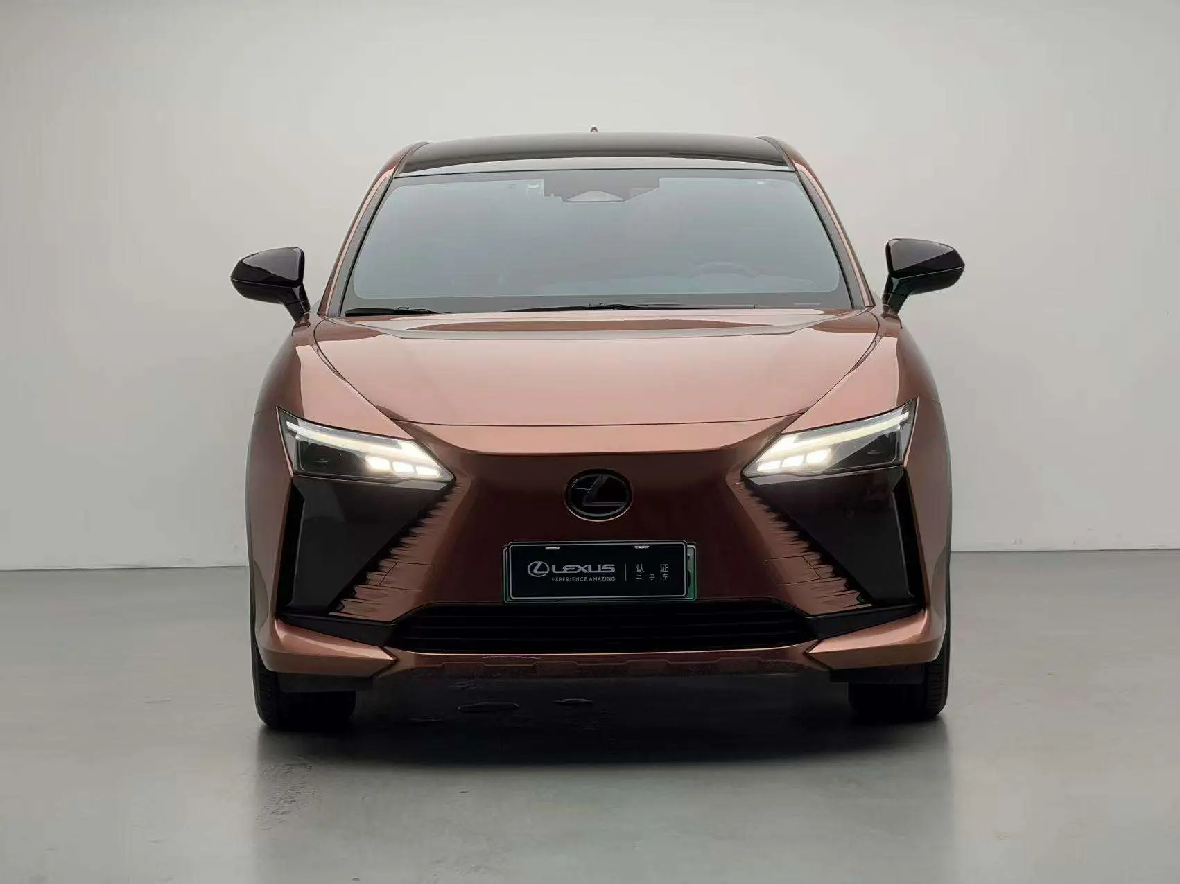 Lexus RZ  из Китая