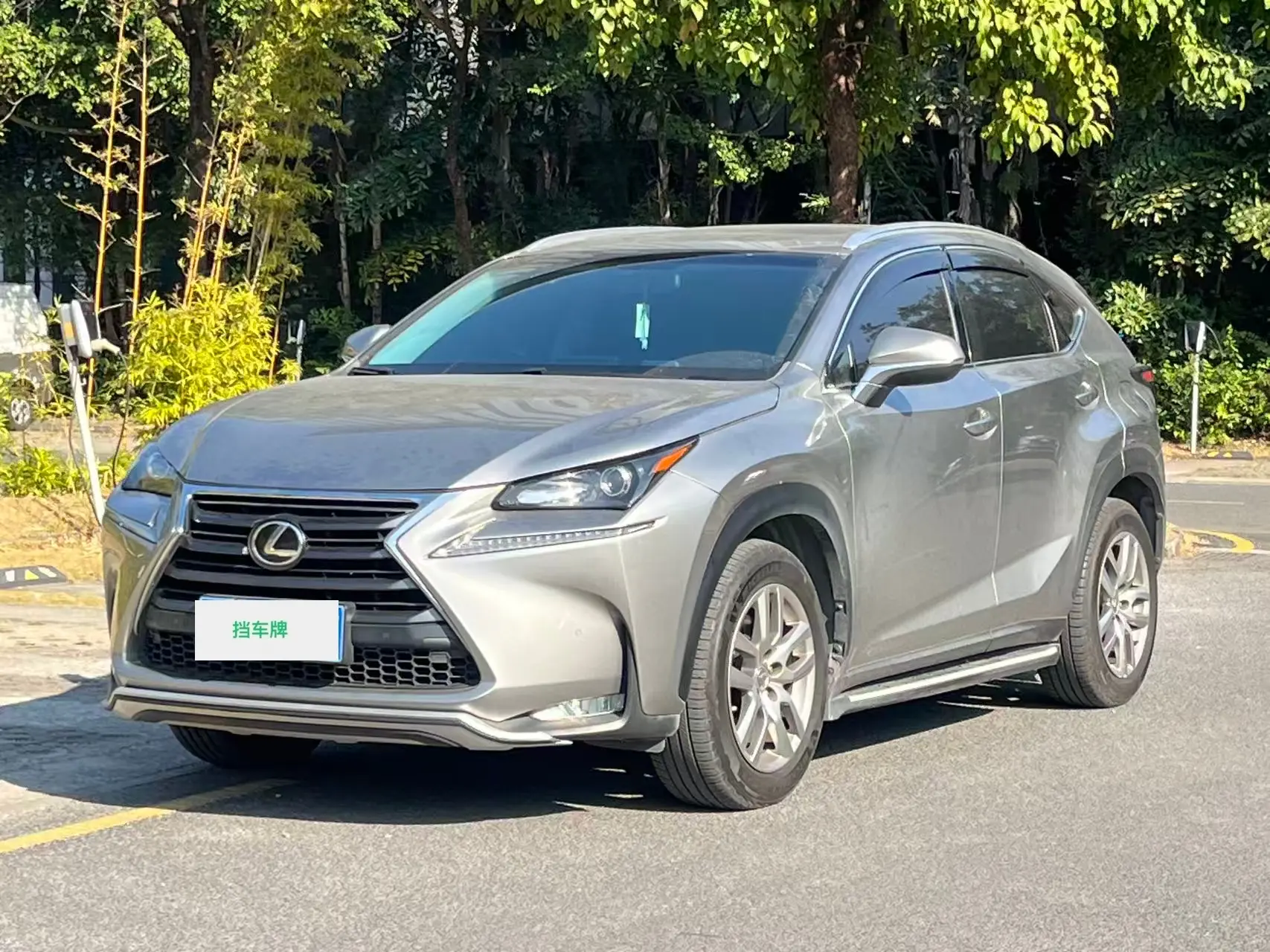 Lexus NX  из Китая