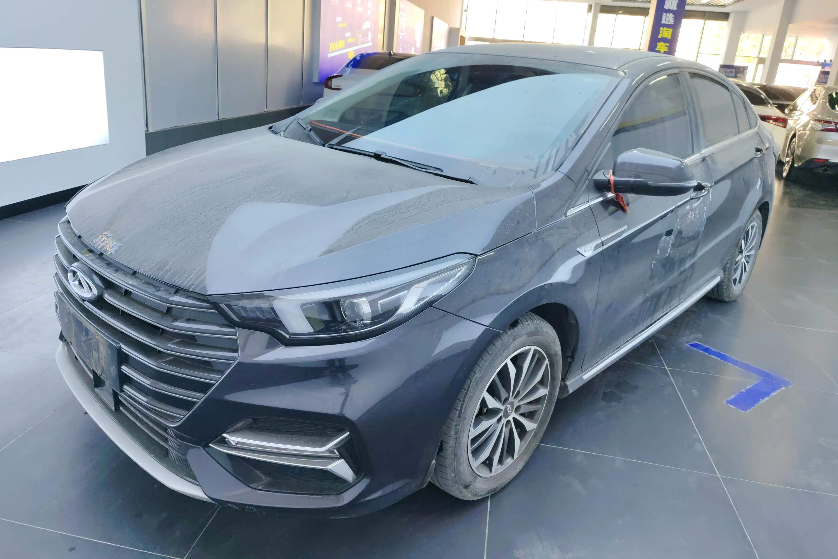 Omoda S5  из Китая