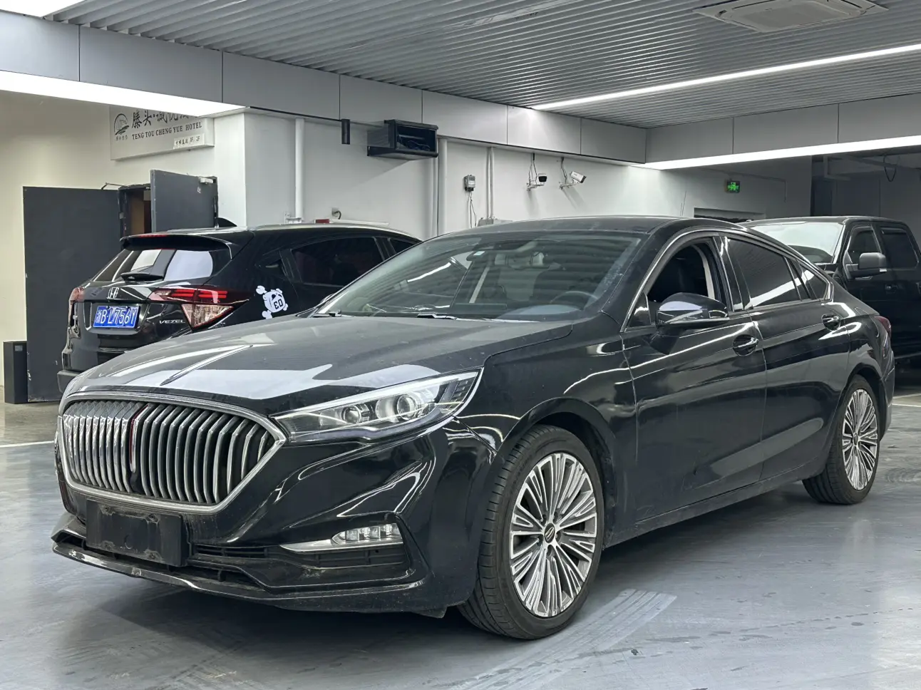 Hongqi H5 classic  из Китая