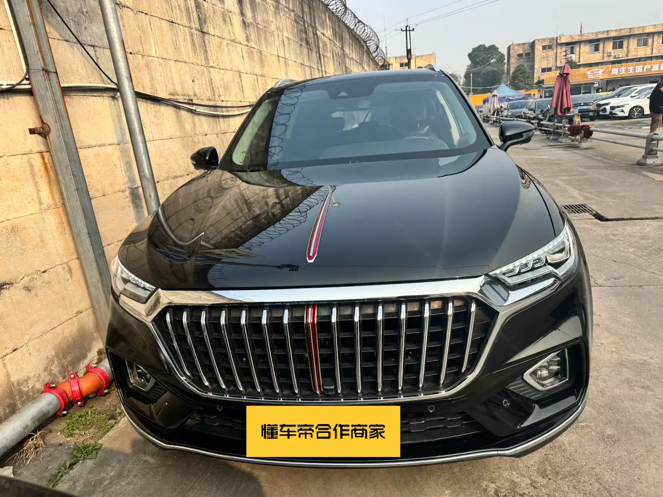 Hongqi HS5  из Китая