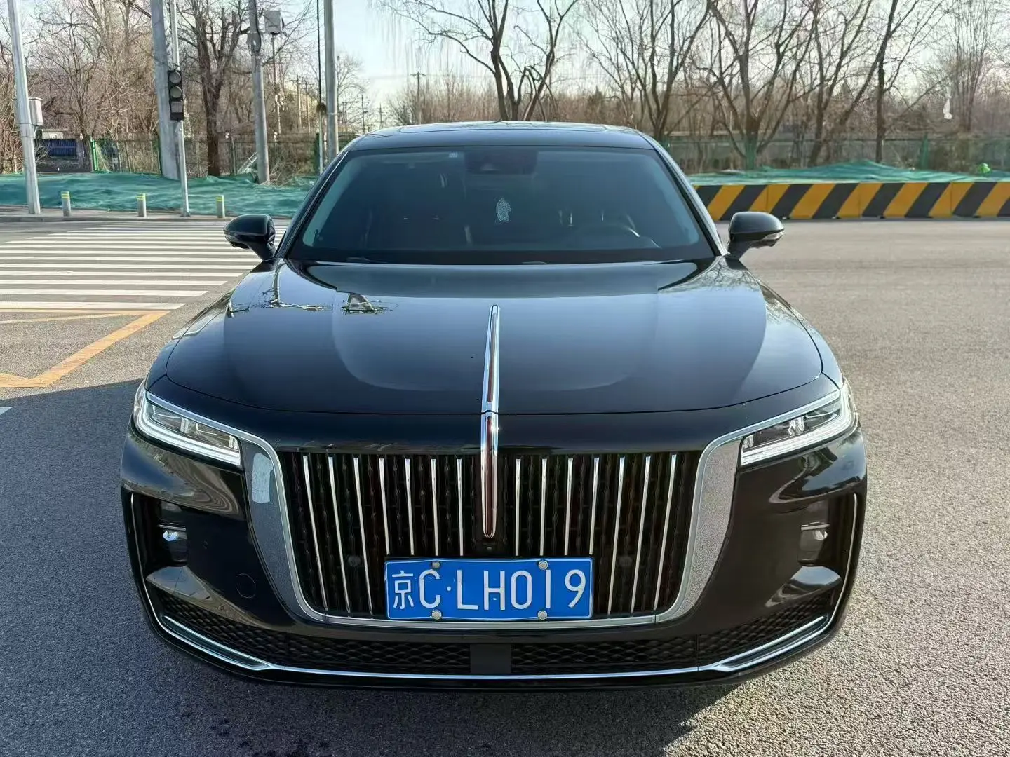 Hongqi H9  из Китая