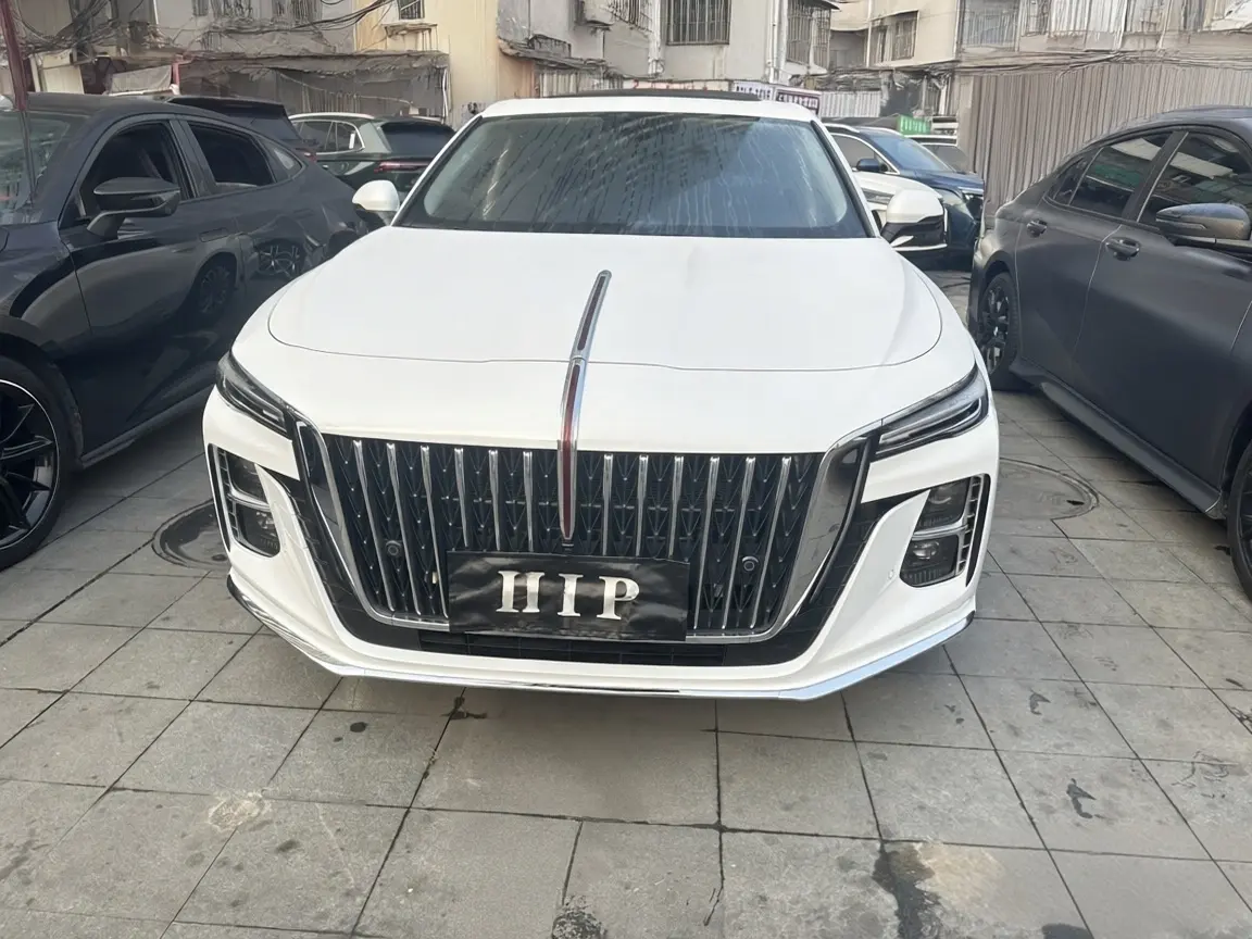 Hongqi H5  из Китая