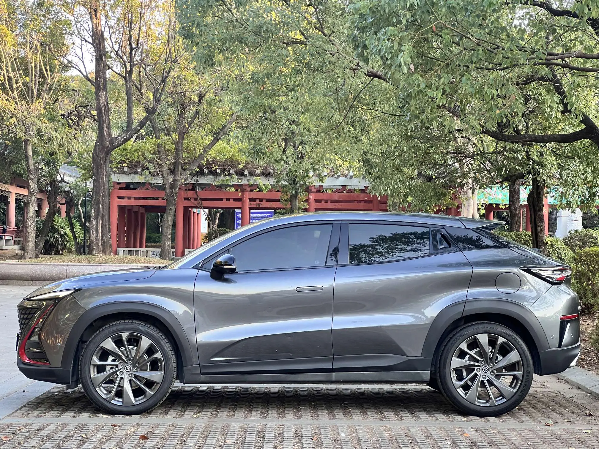 Changan UNI-T  из Китая