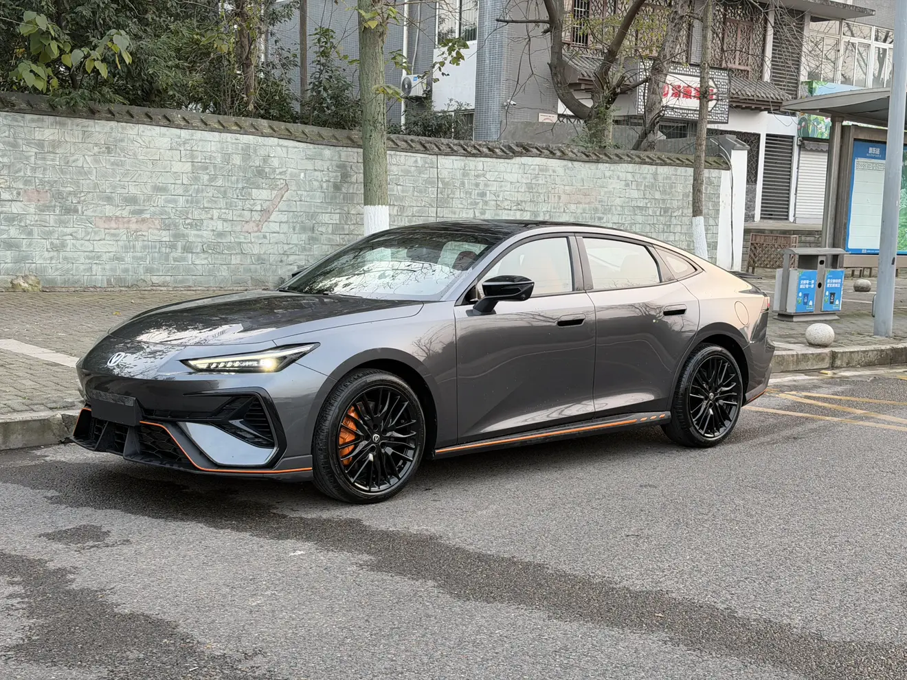 Changan UNI-V  из Китая