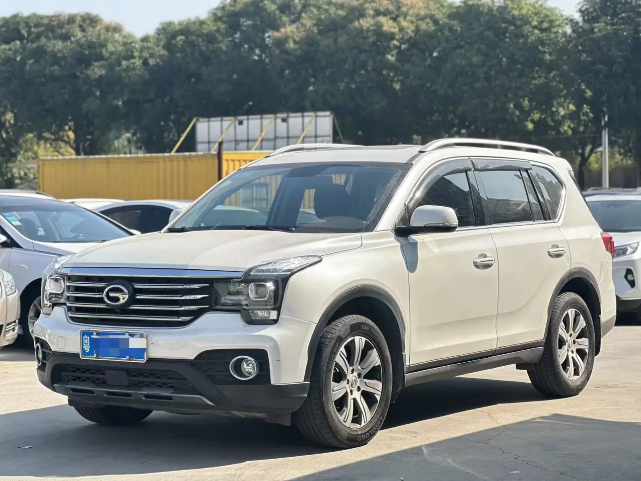 GAC Trumpchi GS7  из Китая