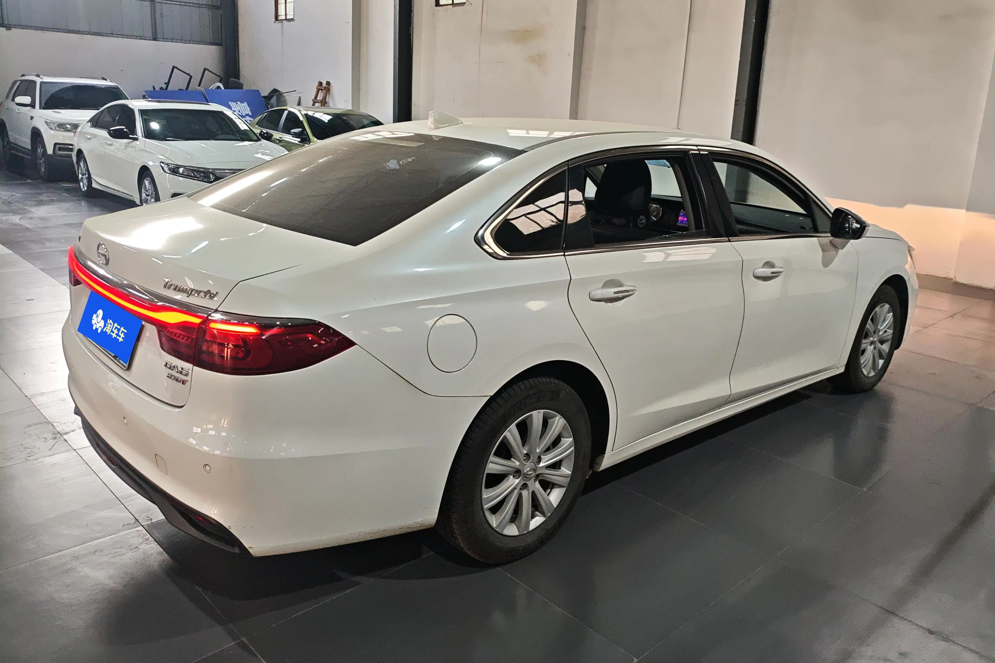 GAC Trumpchi GA6  из Китая