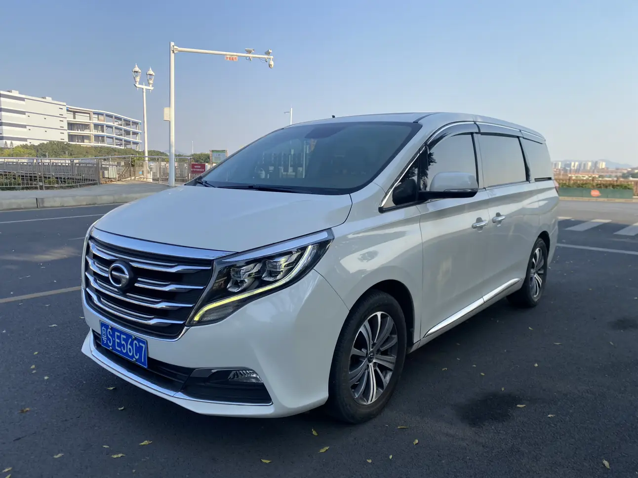 GAC Trumpchi M8  из Китая
