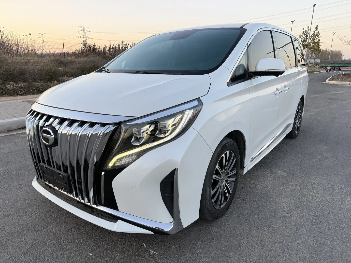 GAC Trumpchi M8  из Китая