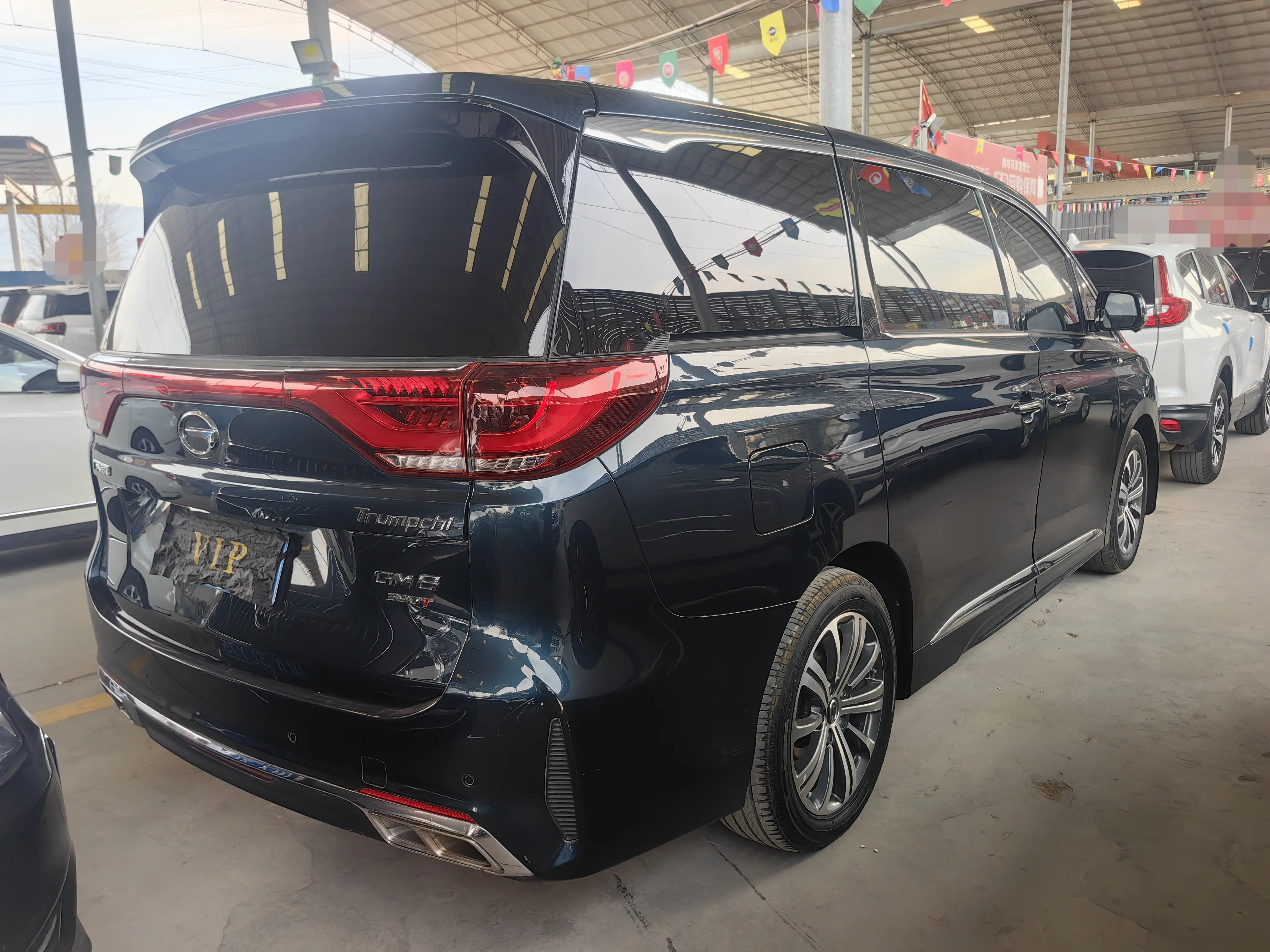 GAC Trumpchi M8  из Китая