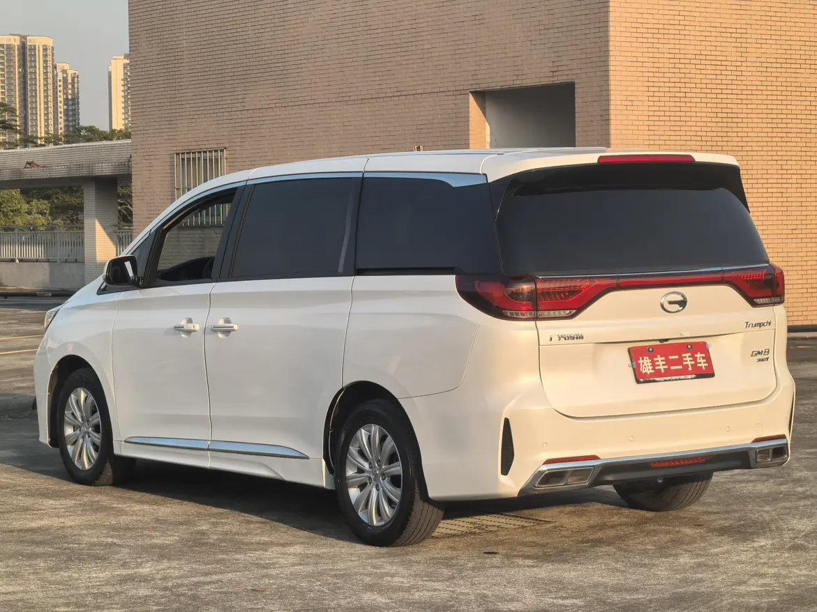 GAC Trumpchi M8  из Китая