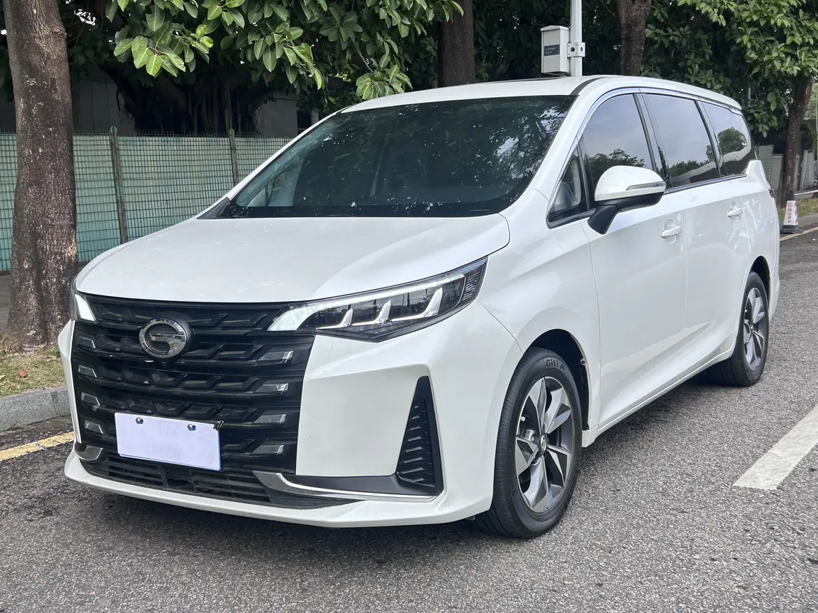 GAC Trumpchi M6  из Китая