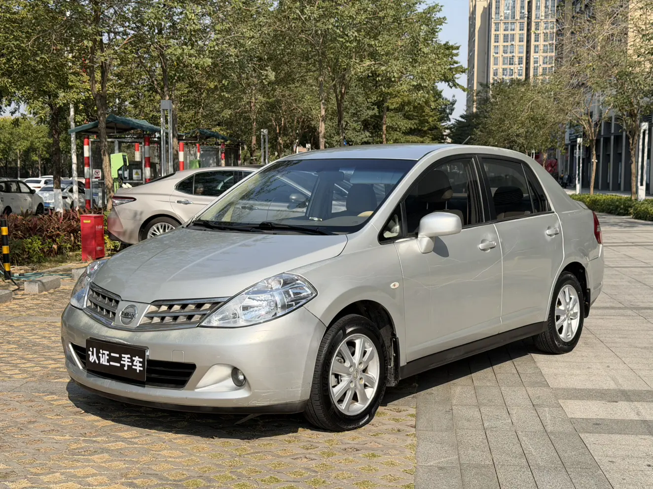 Nissan Tiida  из Китая