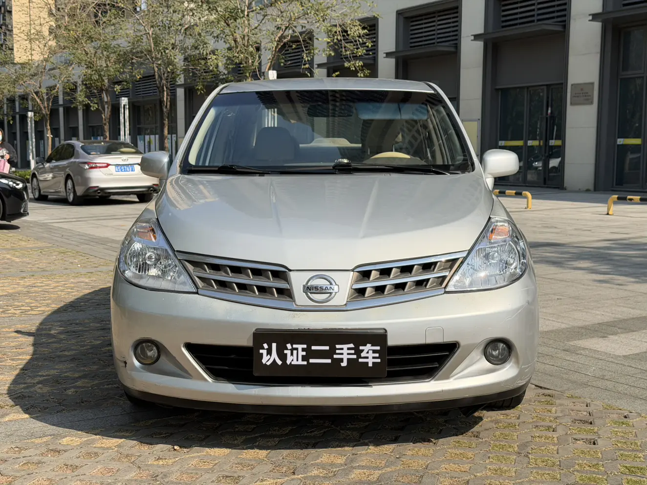 Nissan Tiida  из Китая