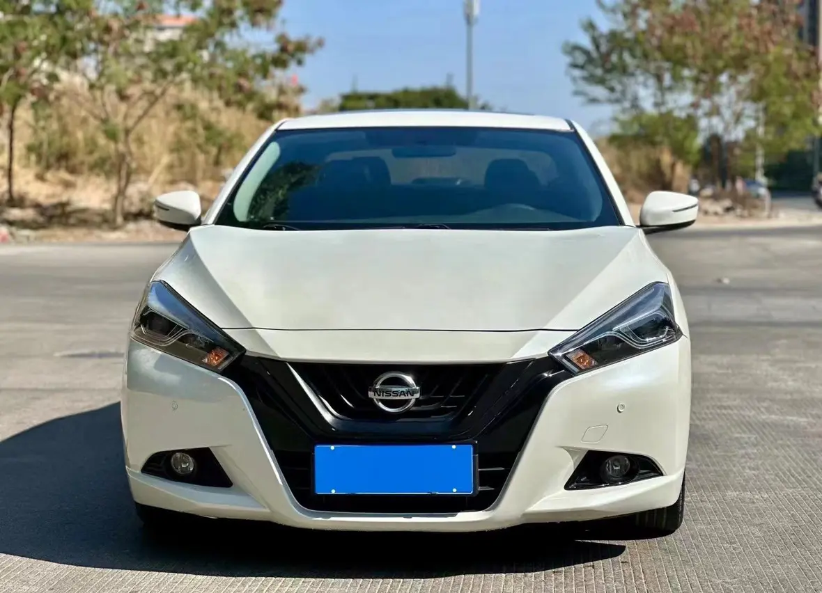 Nissan Bluebird  из Китая