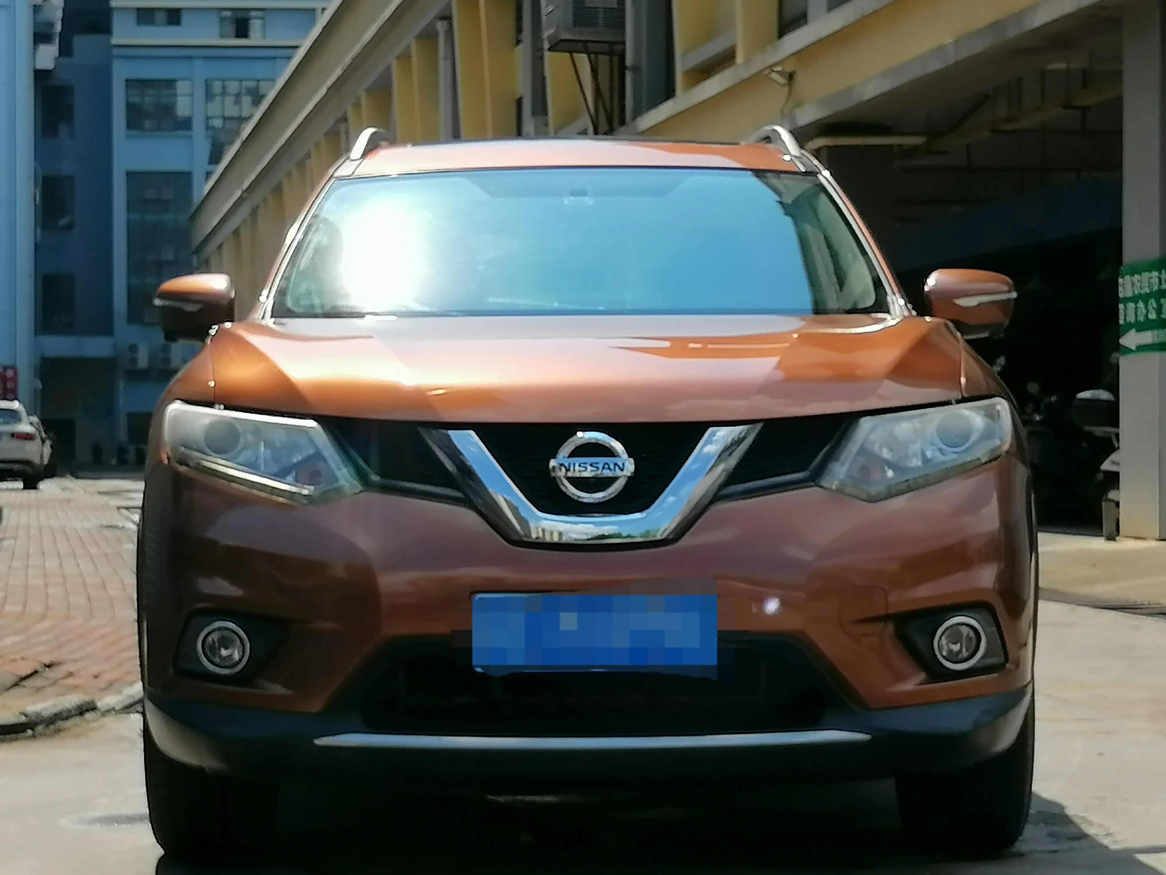 Nissan X-Trail (Qijun)  из Китая