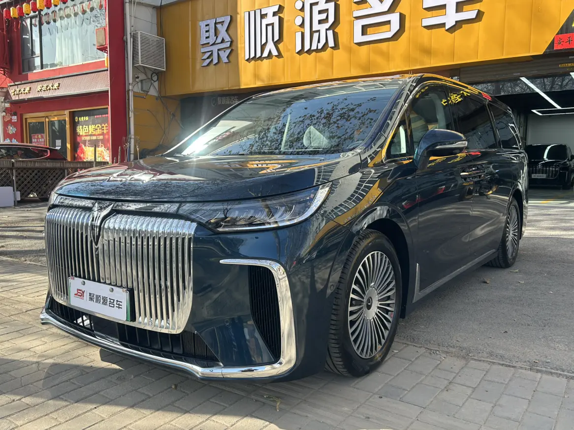 Voyah Lantu Dreamer PHEV  из Китая