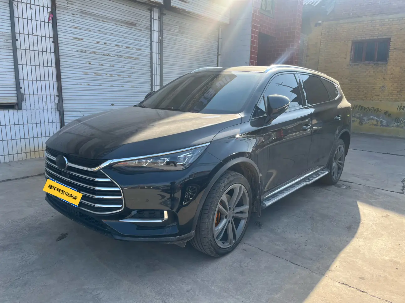 BYD Tang  из Китая