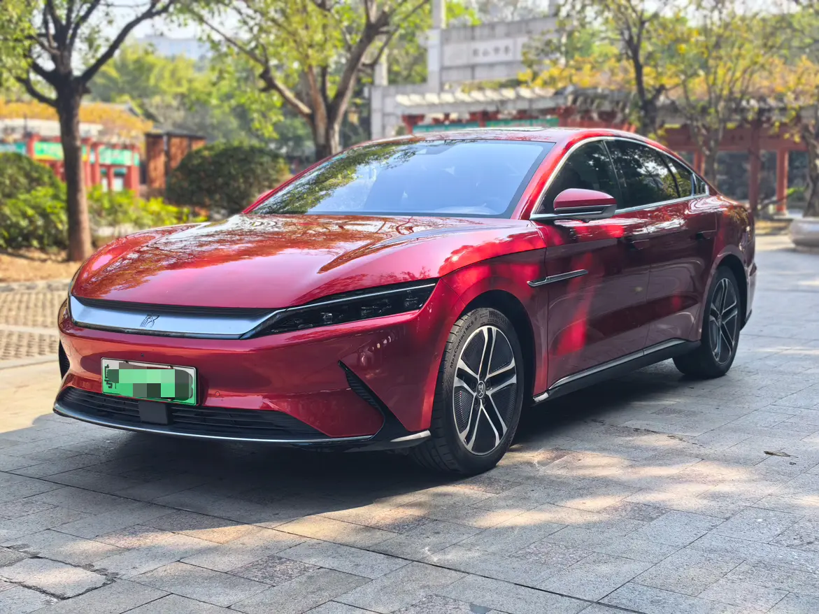 BYD Han EV  из Китая