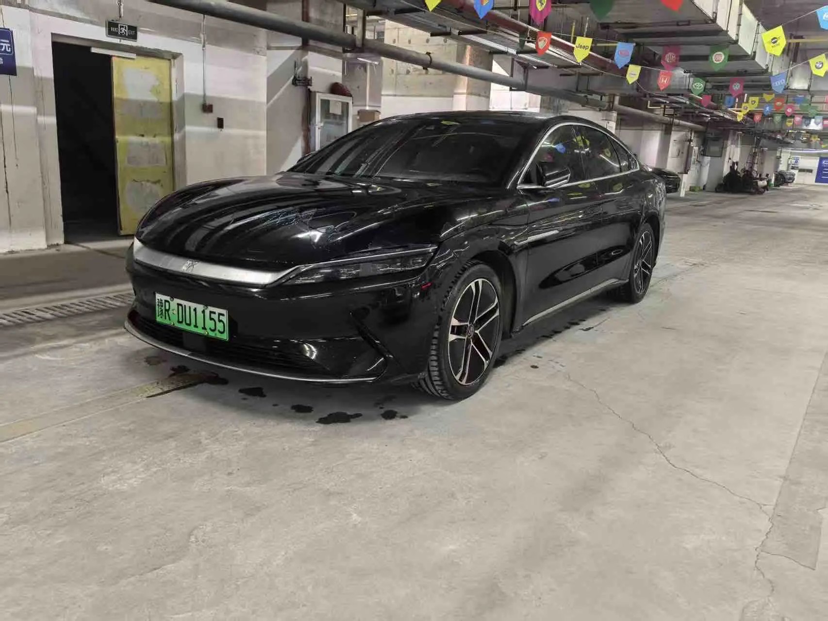 BYD Han EV  из Китая