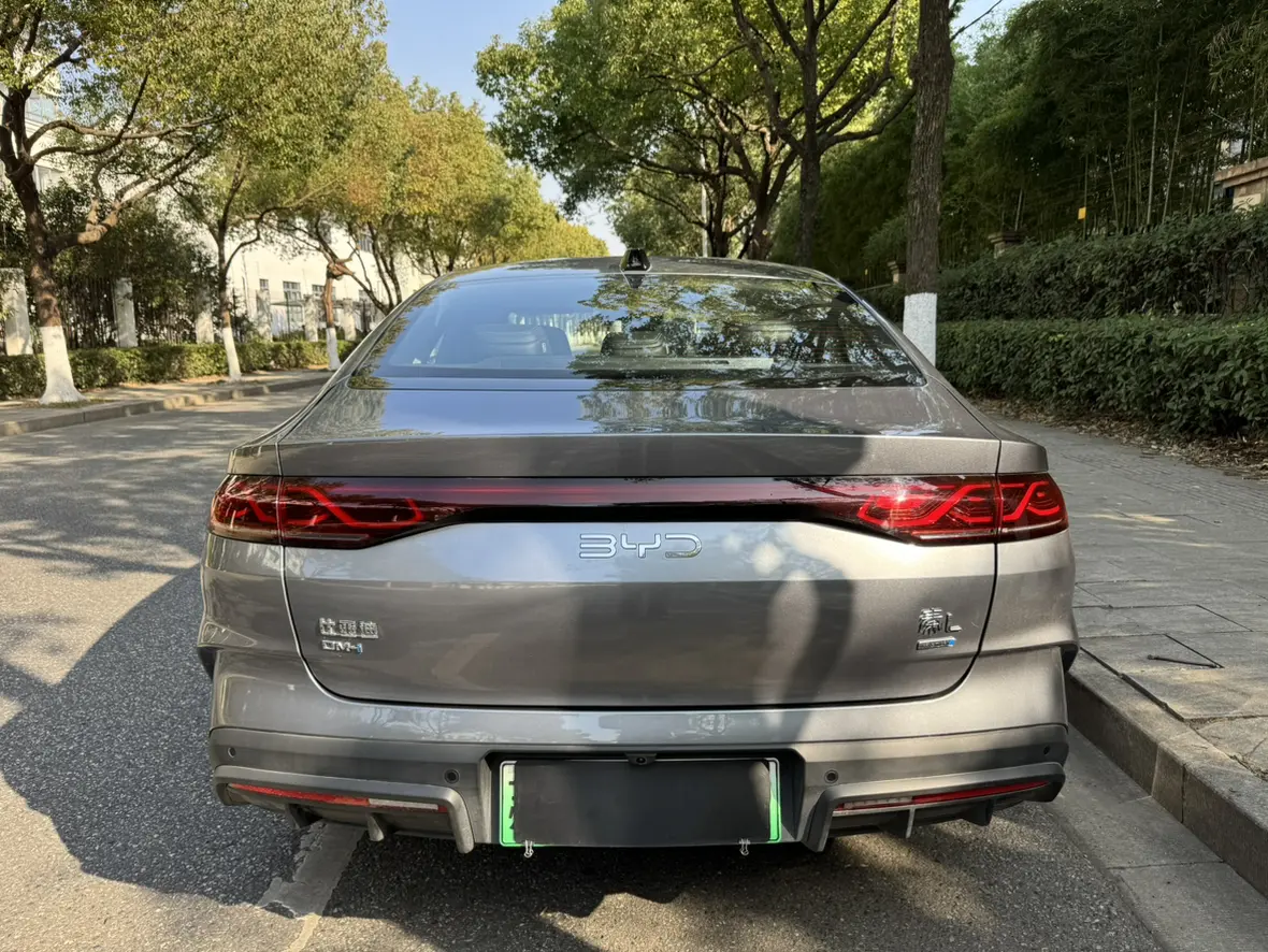 BYD Qin L DM