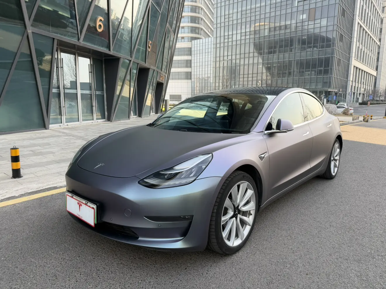 Tesla Model 3  из Китая