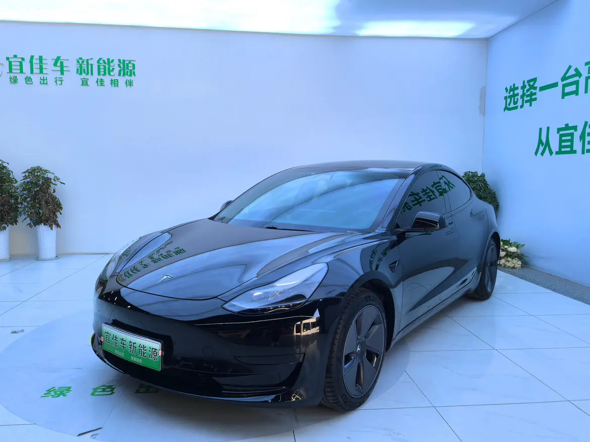 Tesla Model 3  из Китая