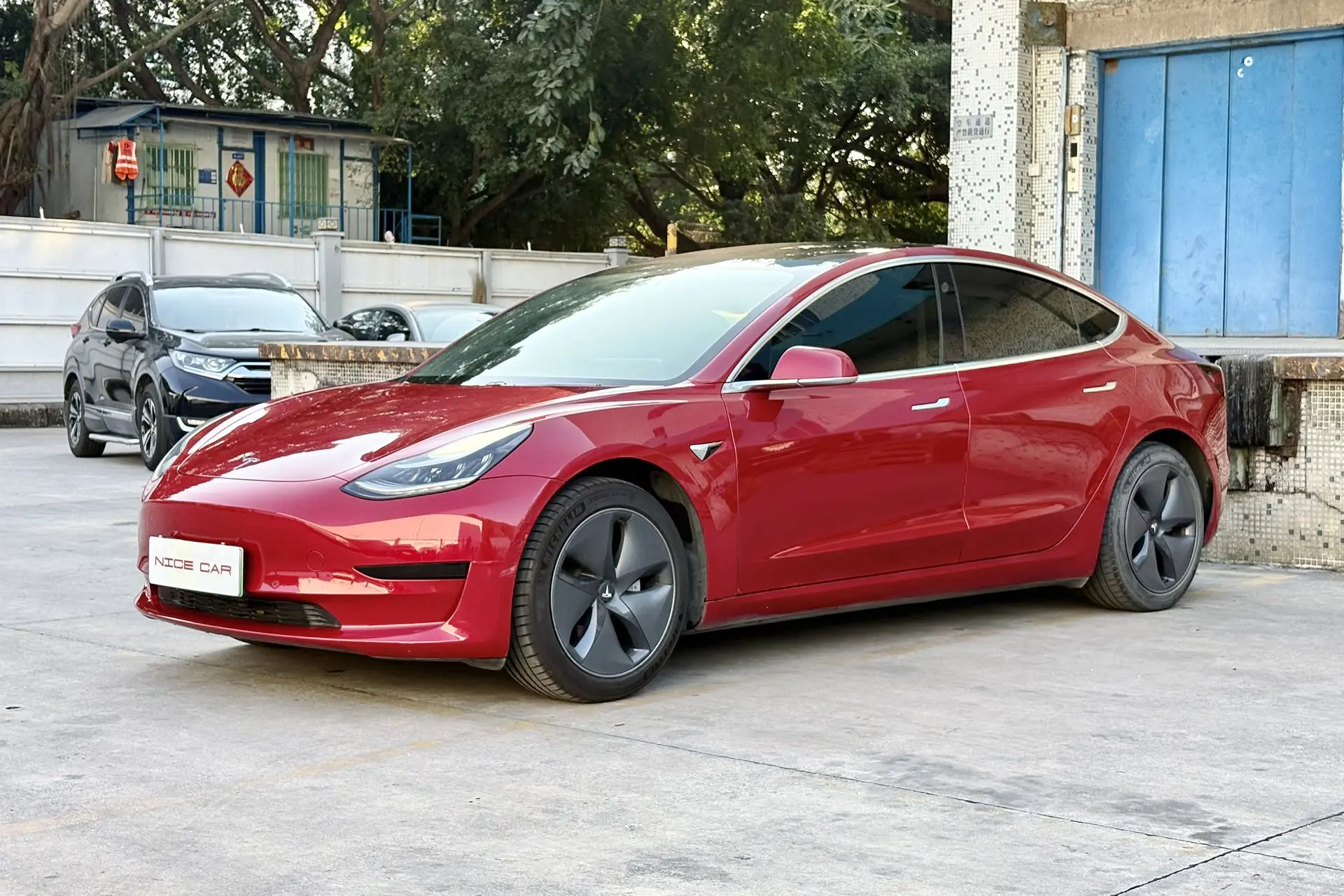Tesla Model 3  из Китая