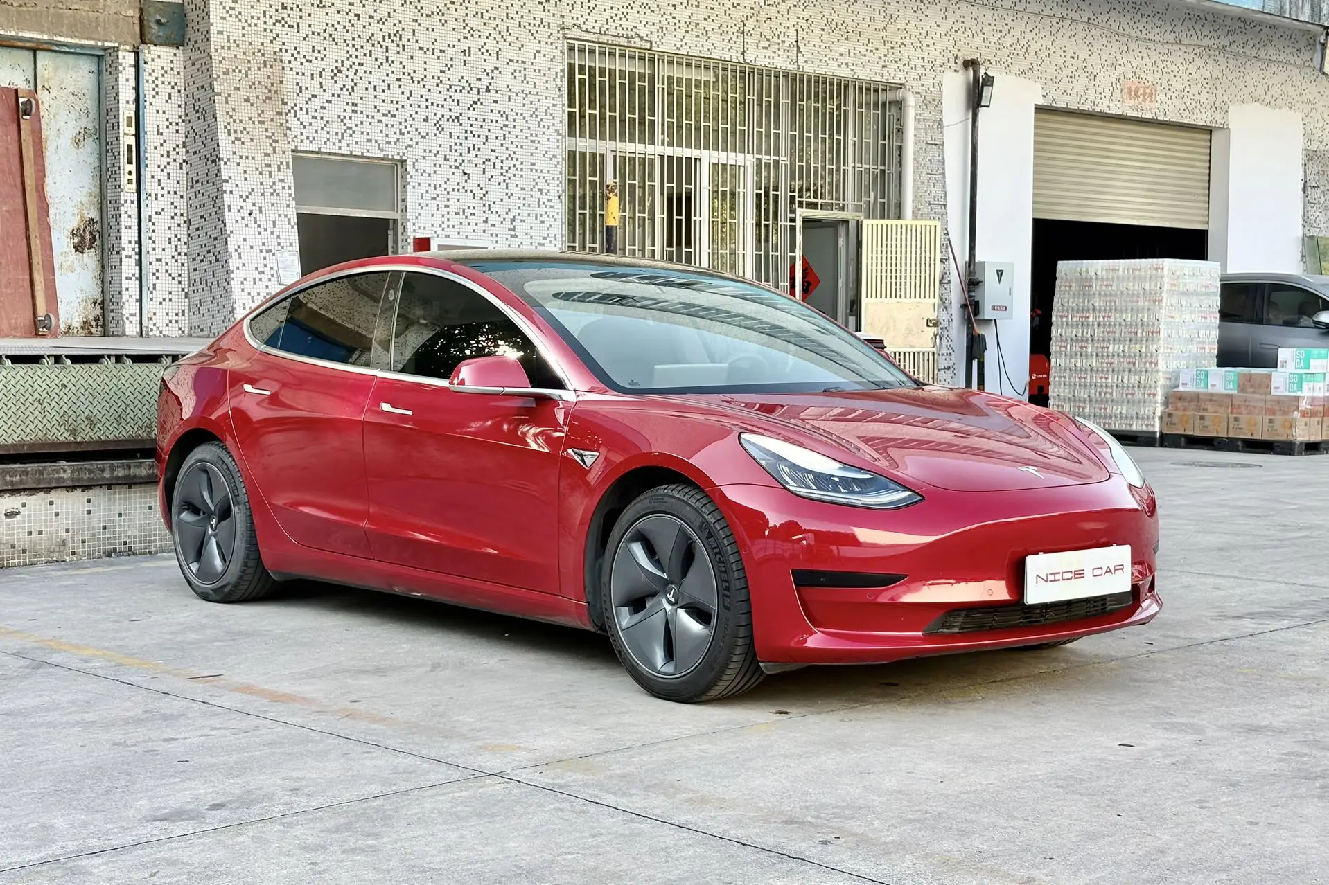 Tesla Model 3  из Китая