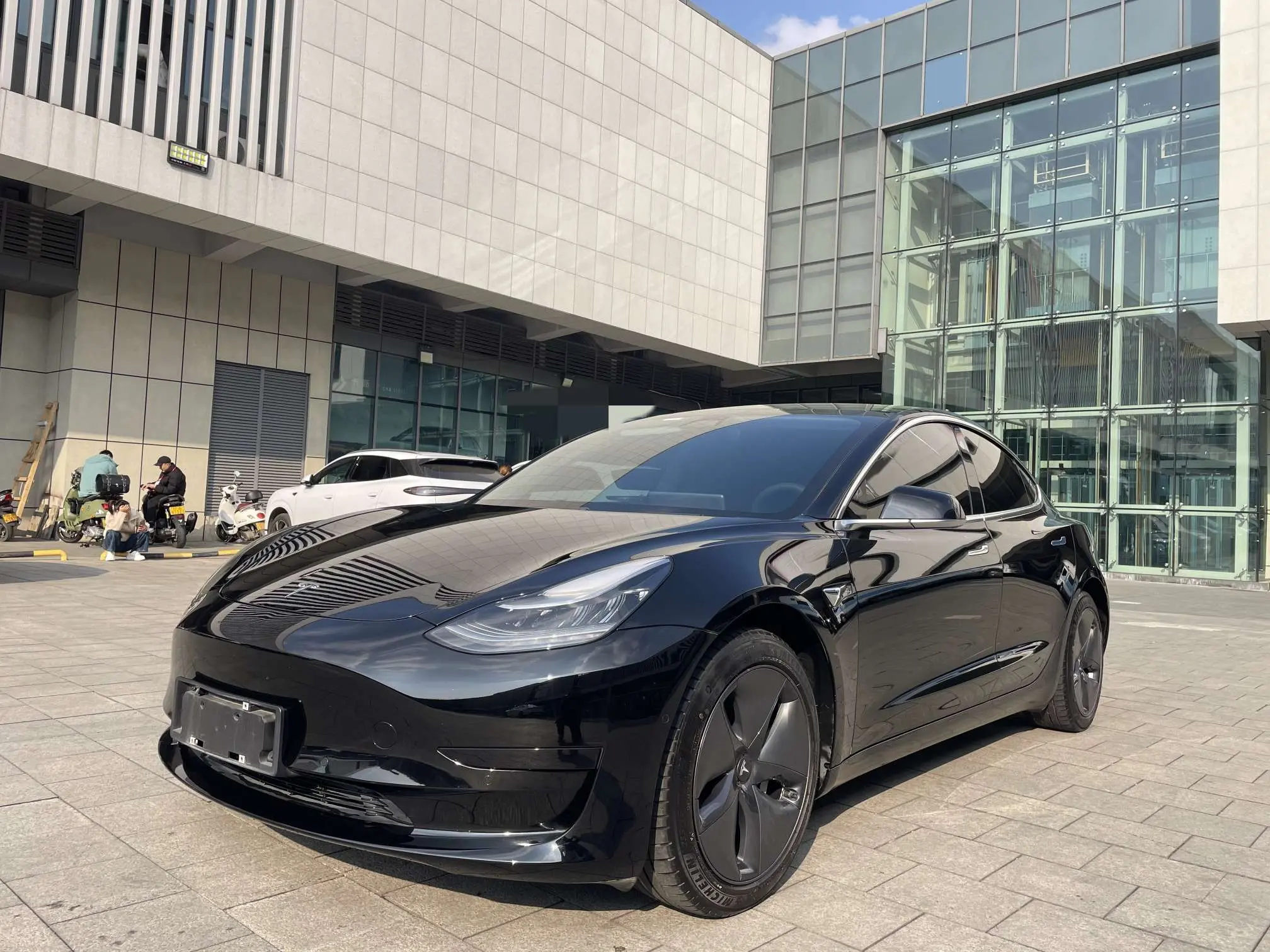 Tesla Model 3  из Китая