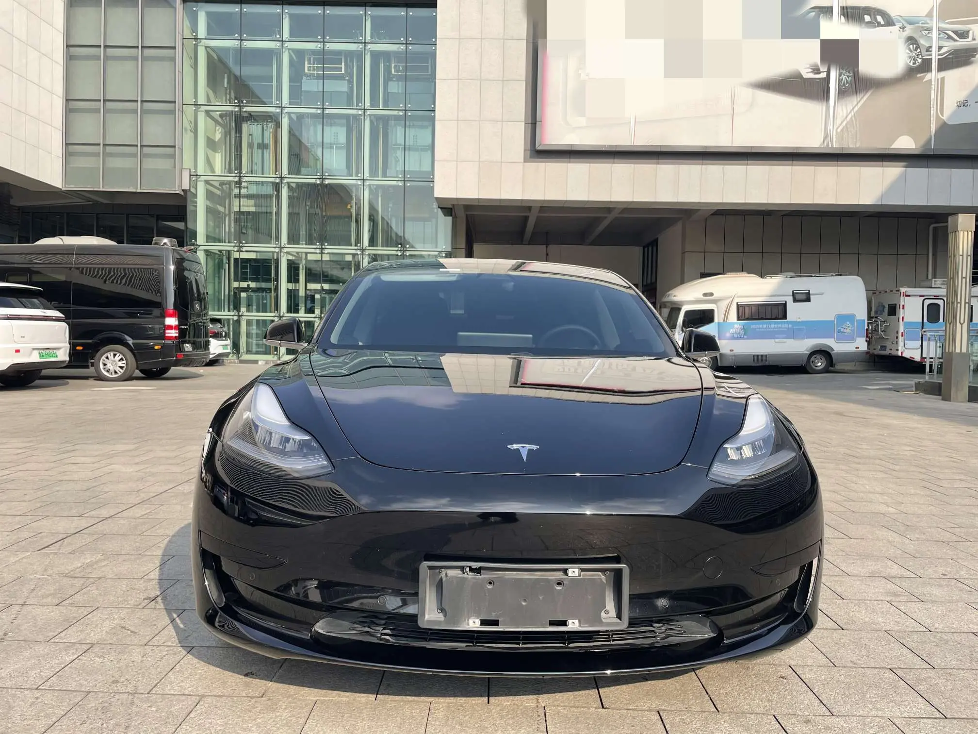 Tesla Model 3  из Китая