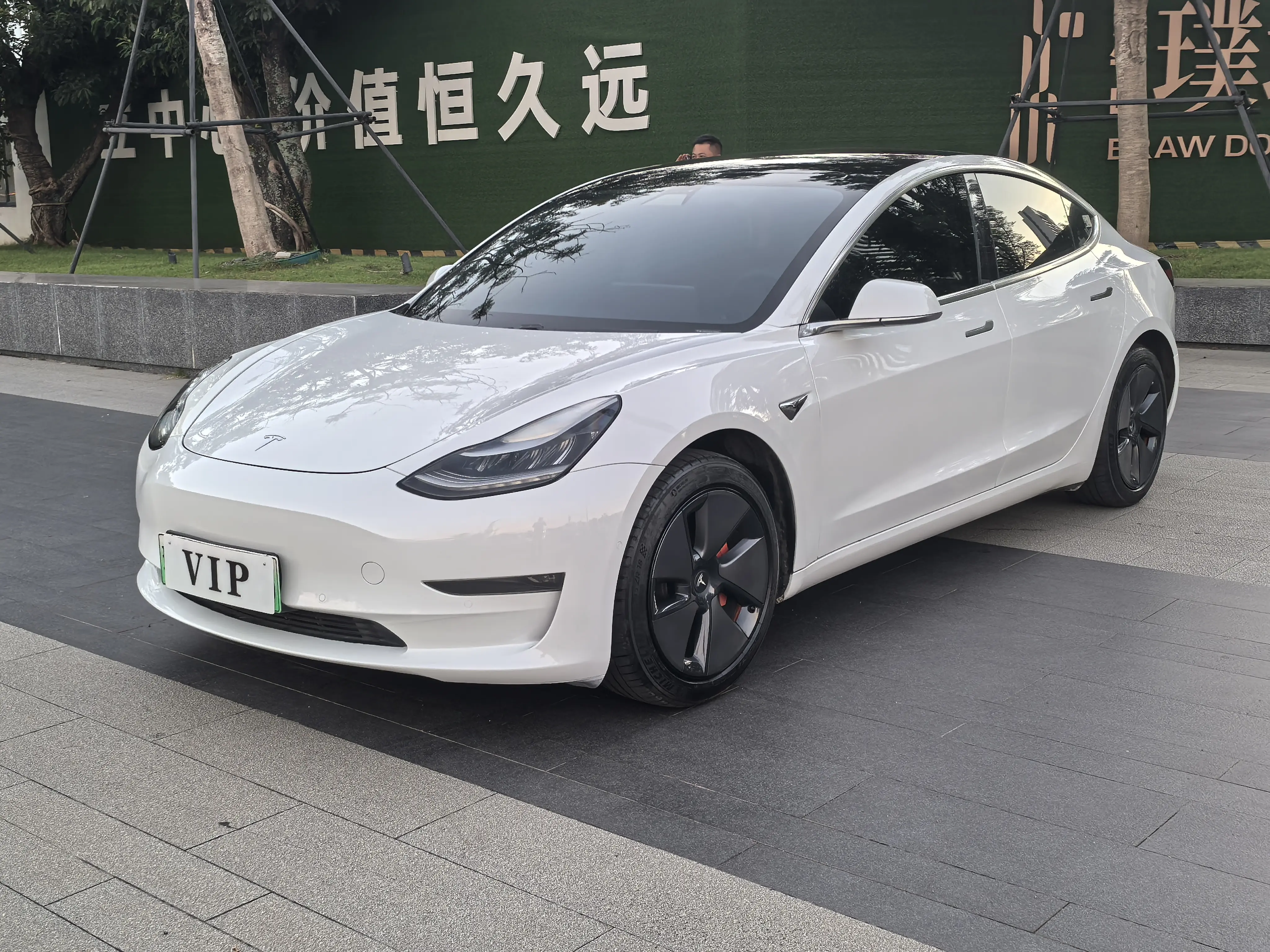 Tesla Model 3  из Китая