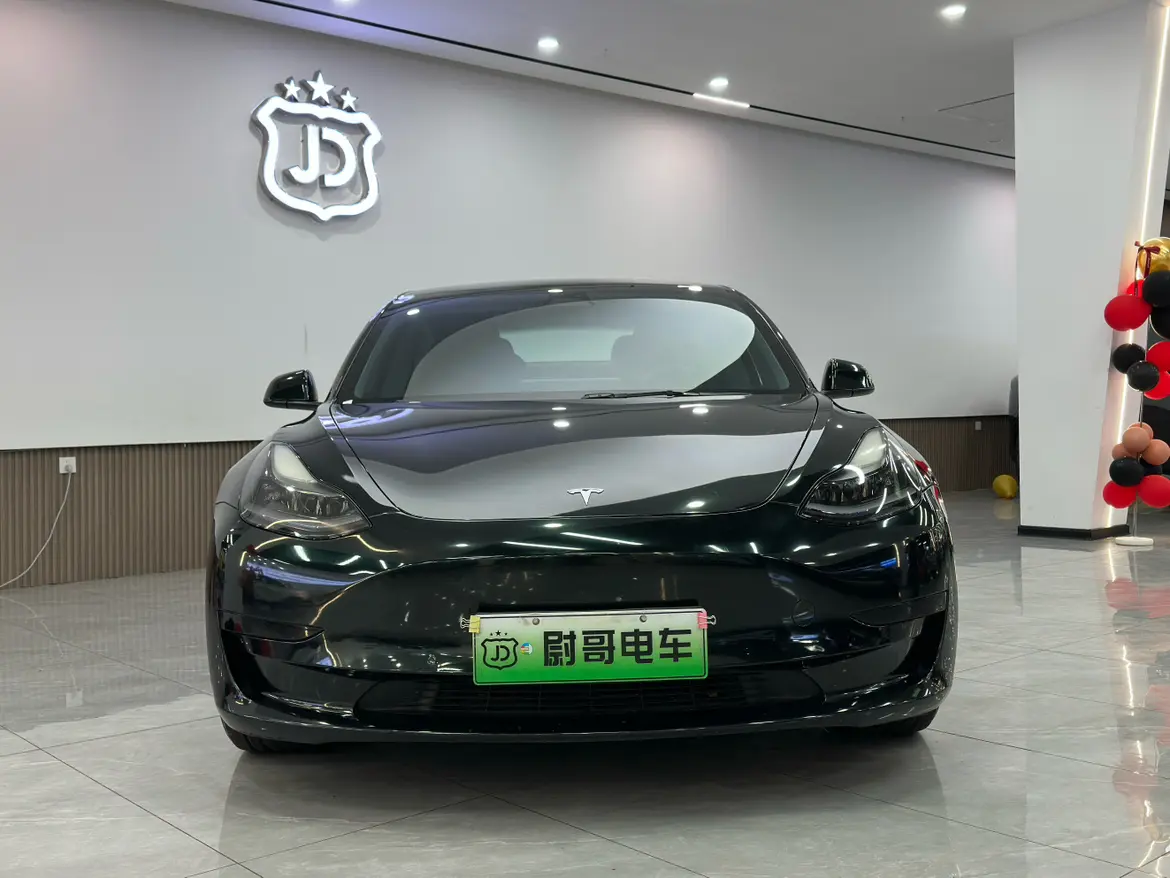 Tesla Model 3  из Китая