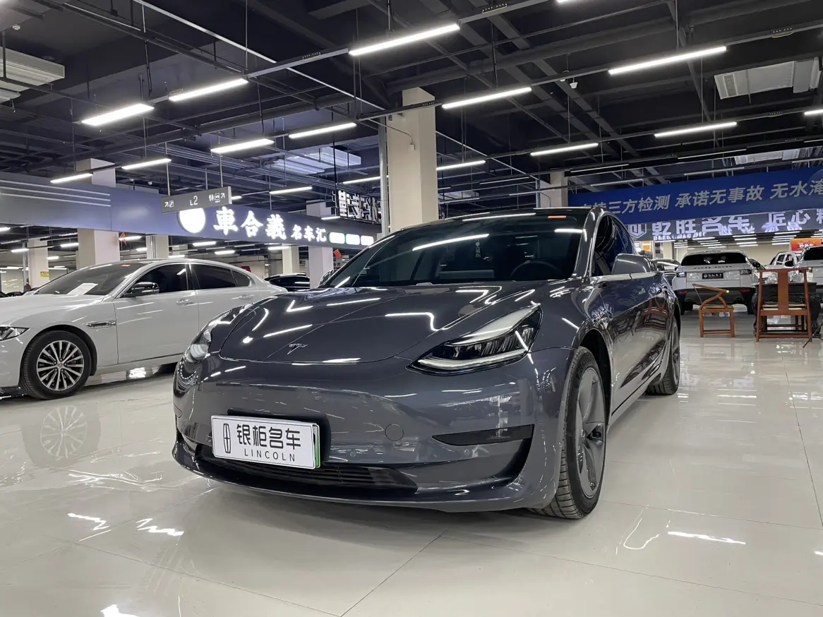 Tesla Model 3  из Китая