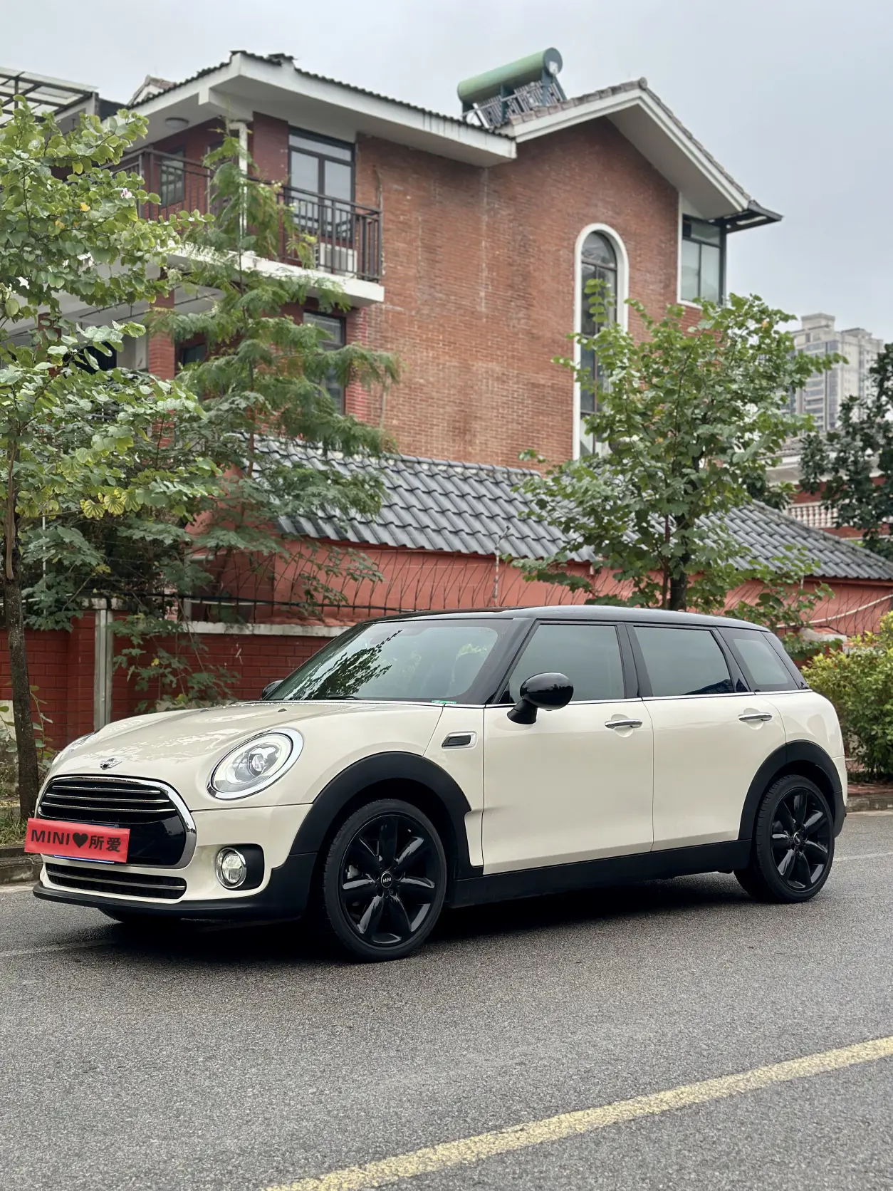 MINI CLUBMAN  из Китая