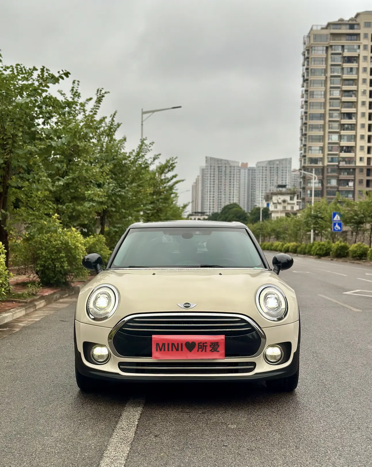 MINI CLUBMAN  из Китая