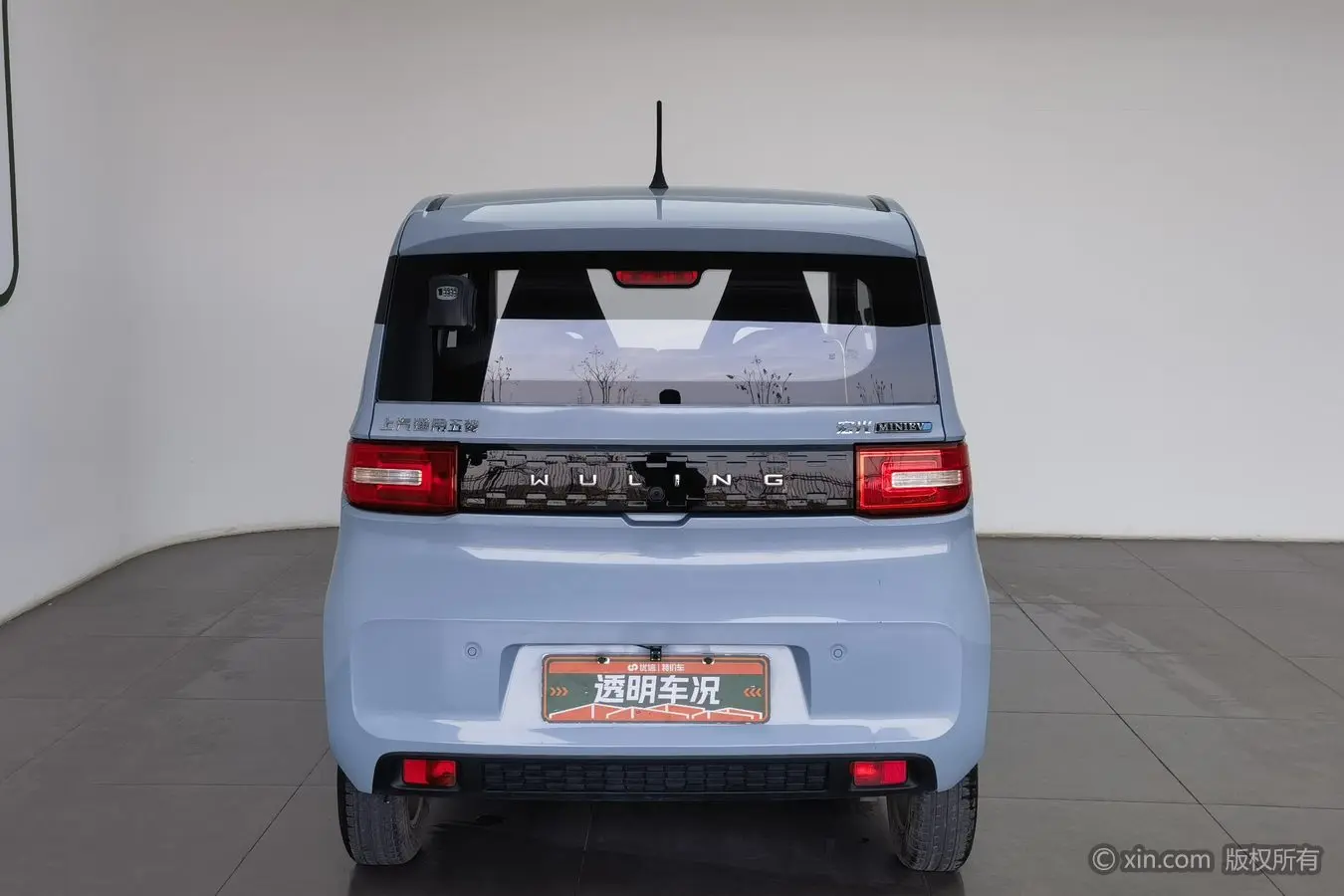 Wuling Hongguang MINIEV  из Китая