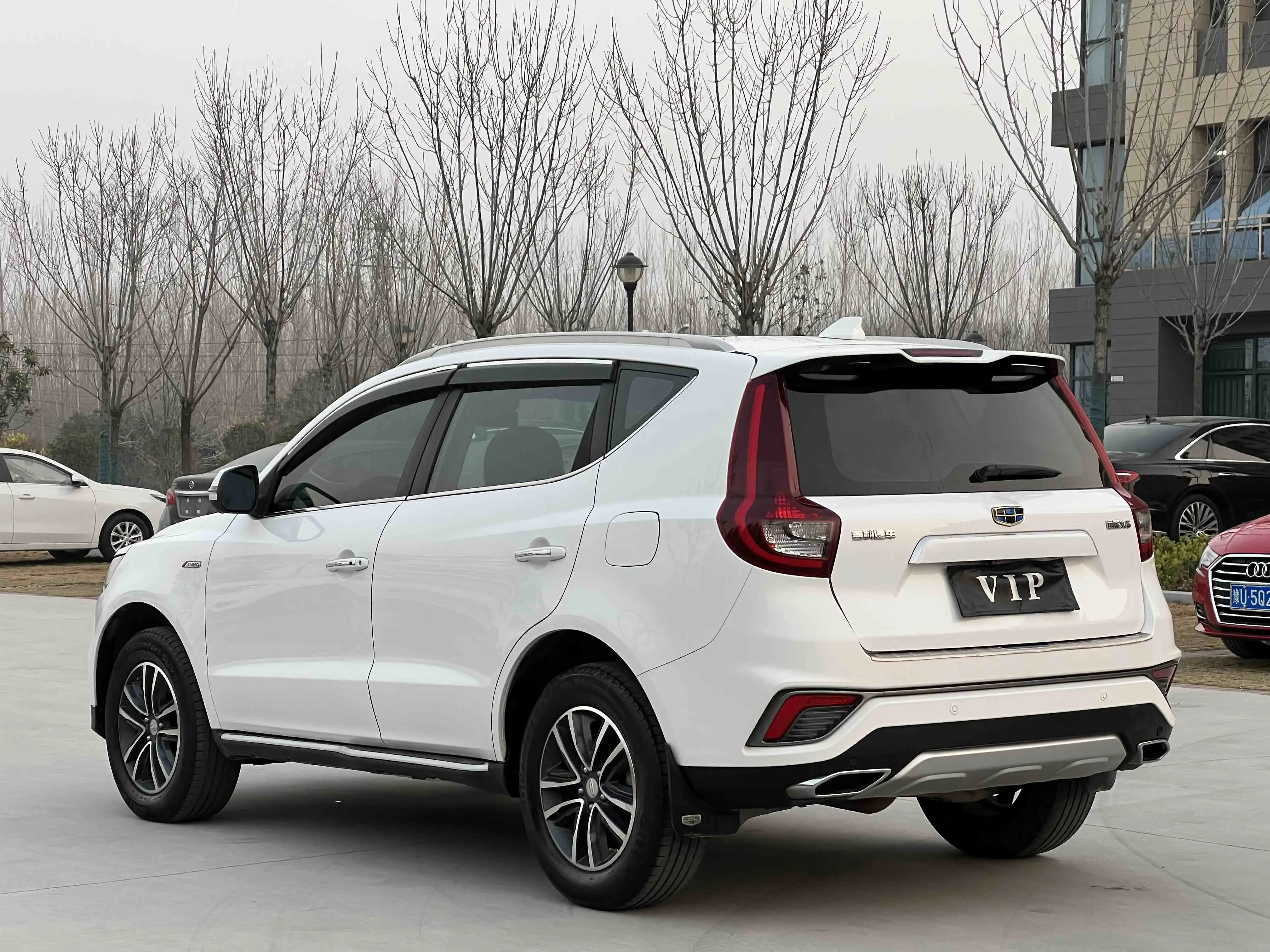 Geely Vision X6  из Китая