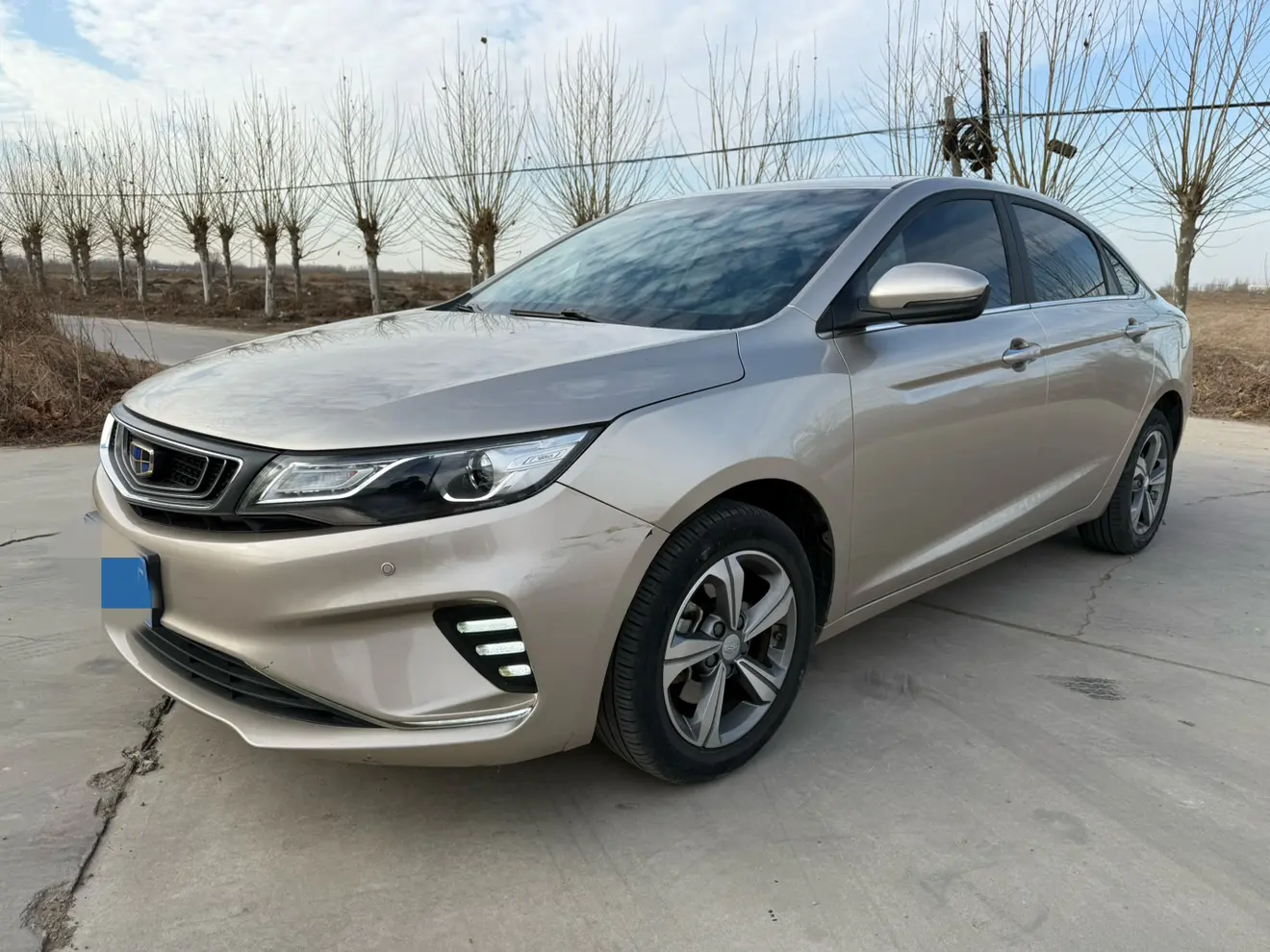 Geely Emgrand GL  из Китая