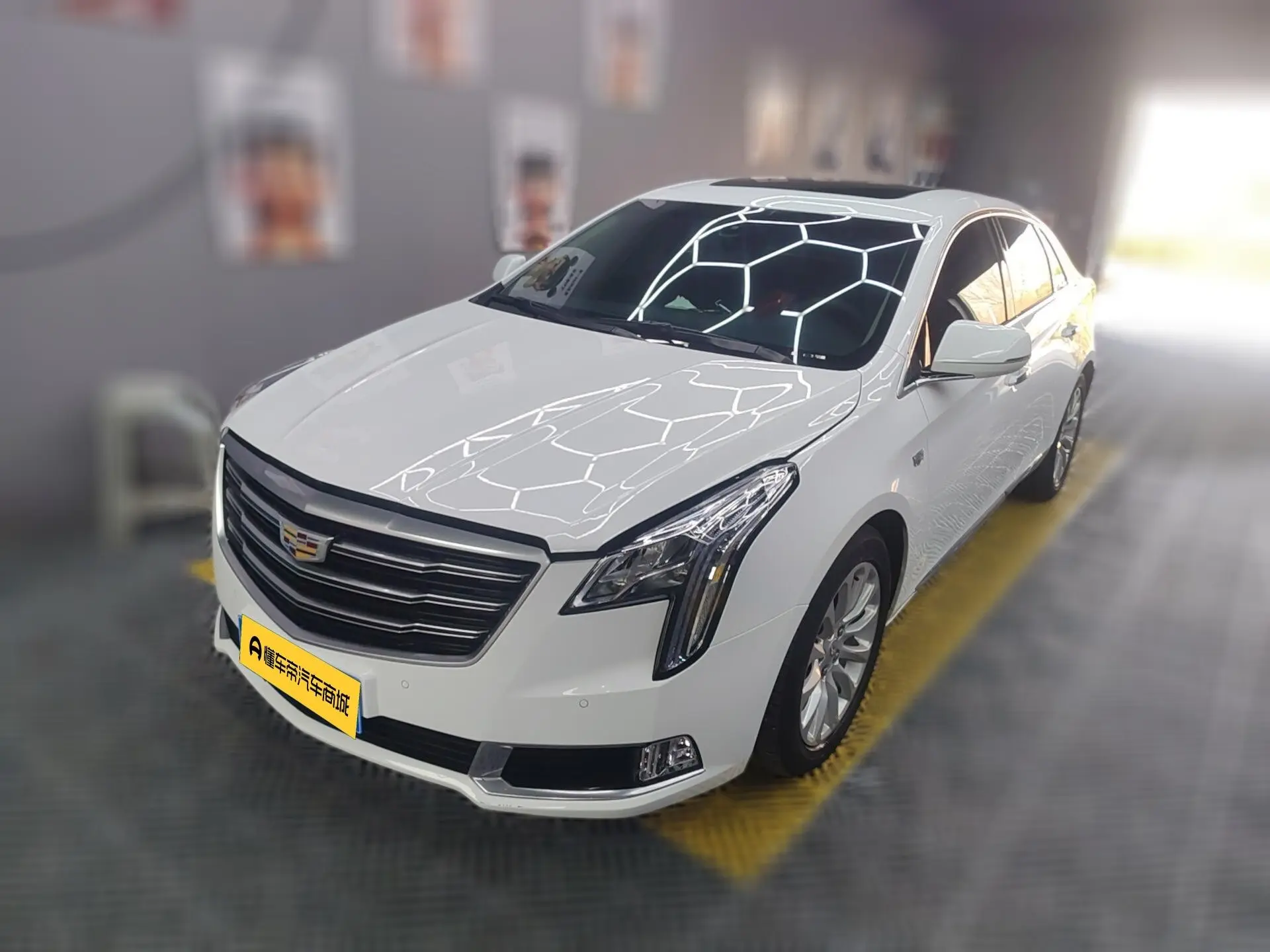 Cadillac XTS  из Китая