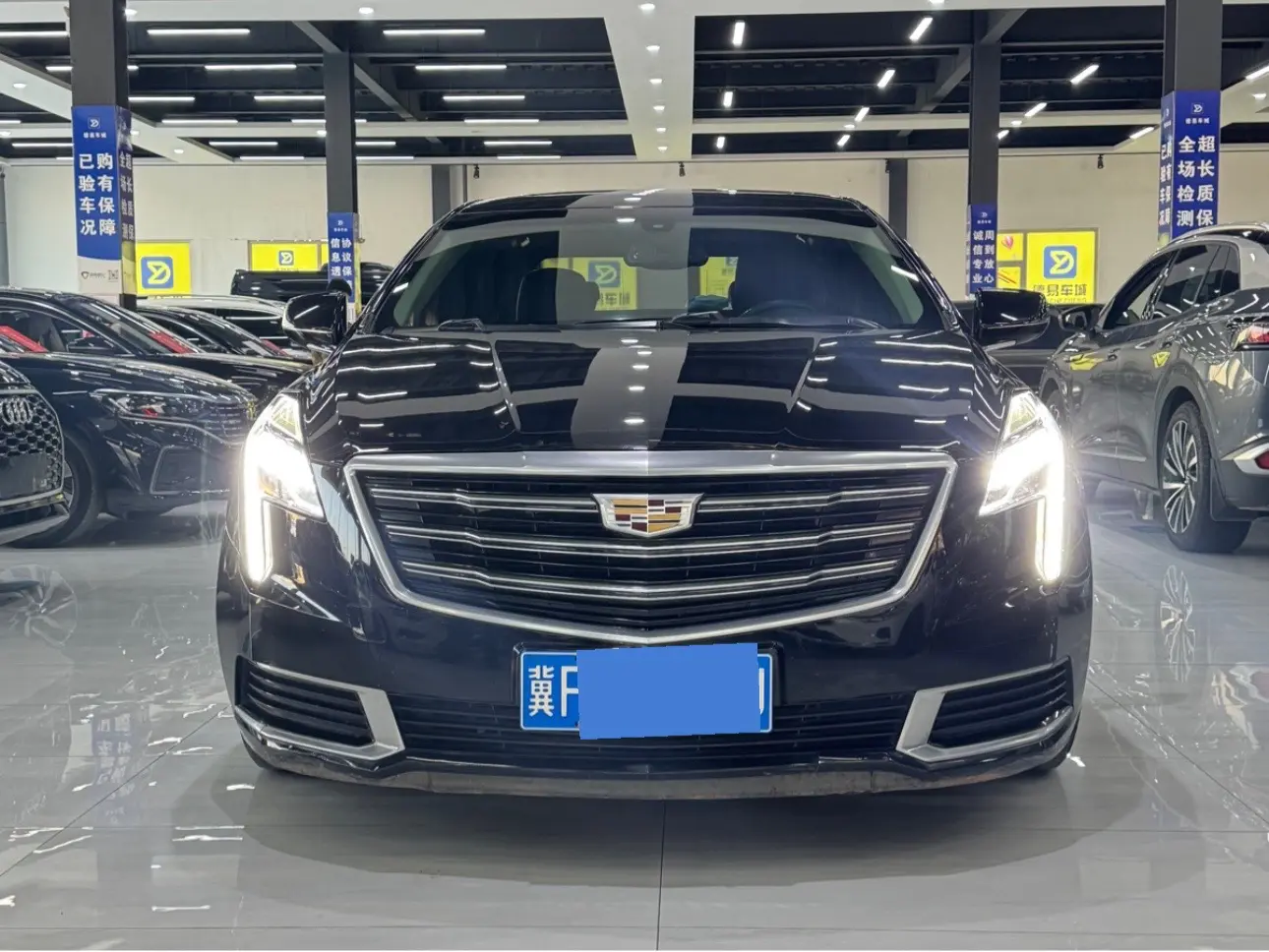 Cadillac XTS  из Китая