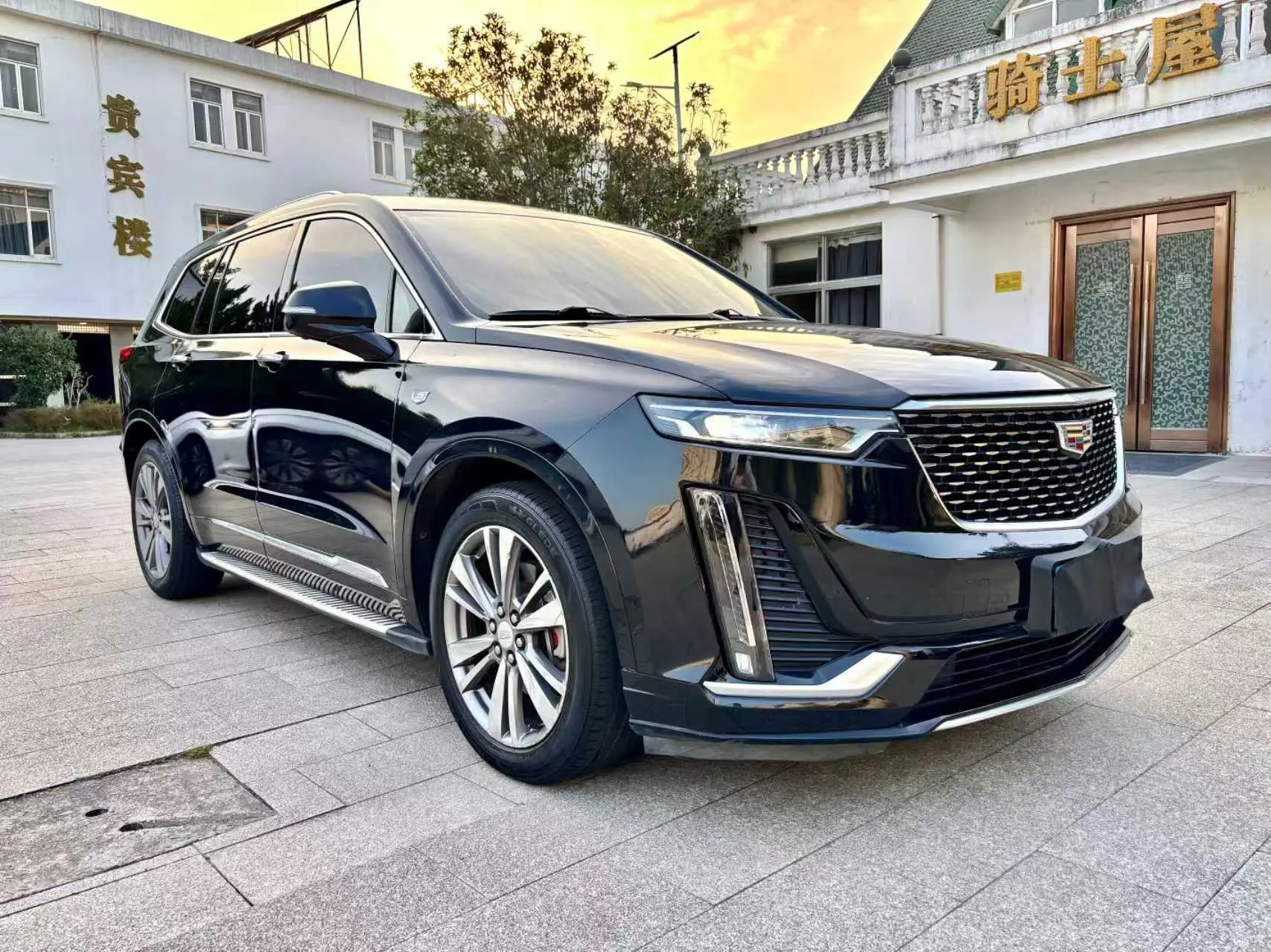 Cadillac XT6  из Китая