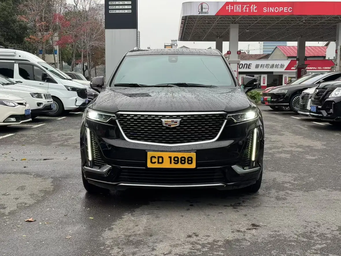 Cadillac XT6  из Китая