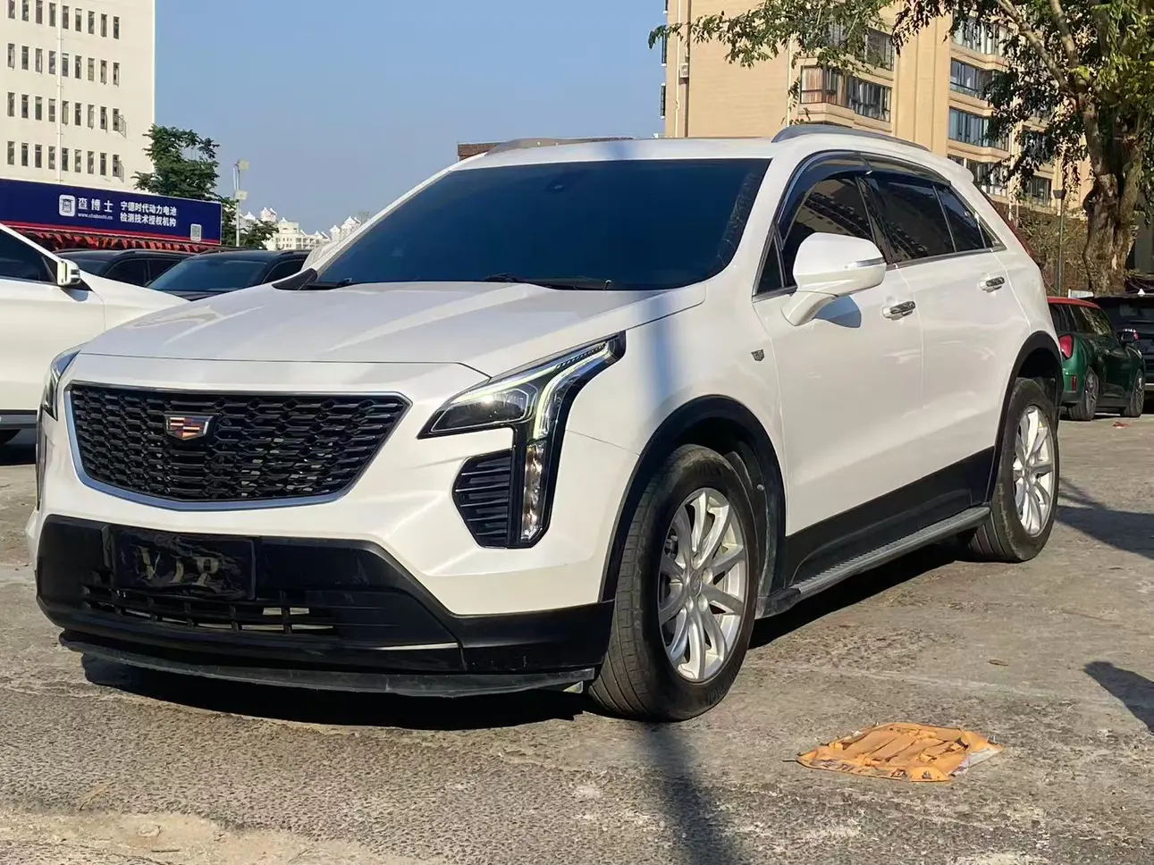 Cadillac XT4  из Китая