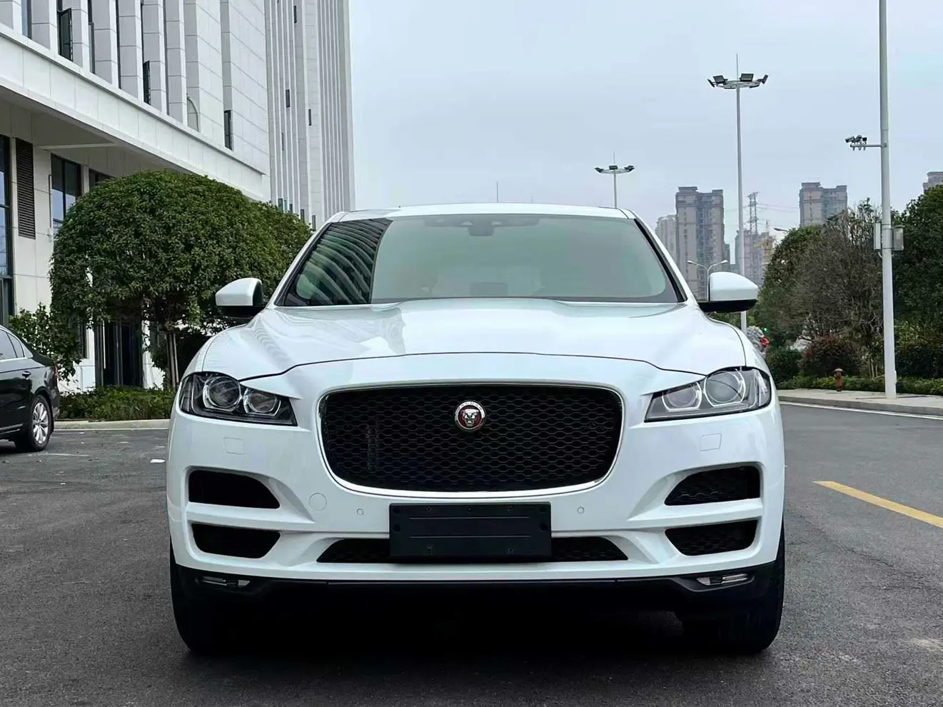 Jaguar F-PACE  из Китая
