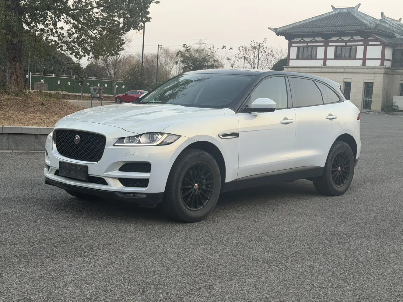 Jaguar F-PACE  из Китая